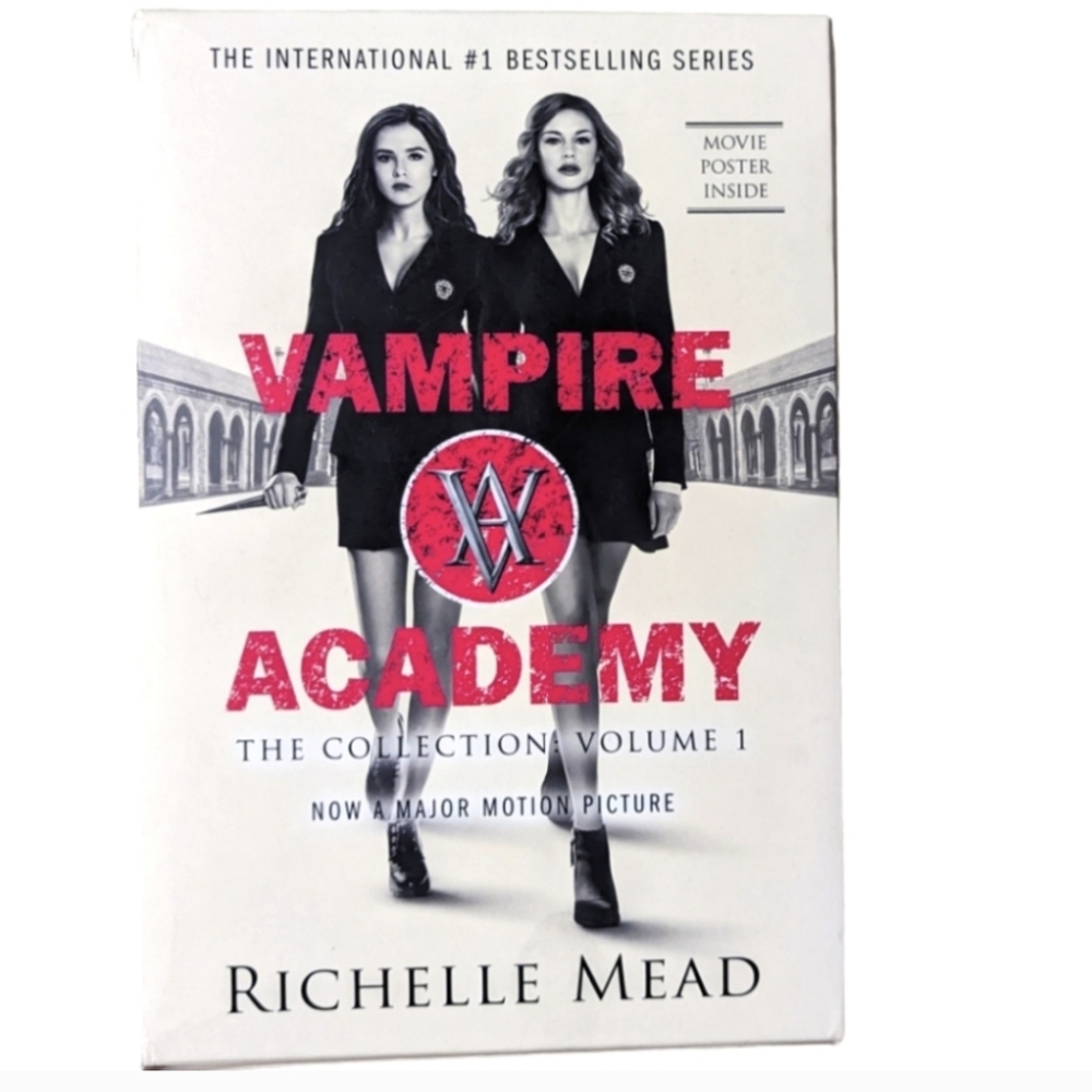 Vampire Academy Book Box Set 1-3 by Richelle Mead 2013 - Book Includes Poster